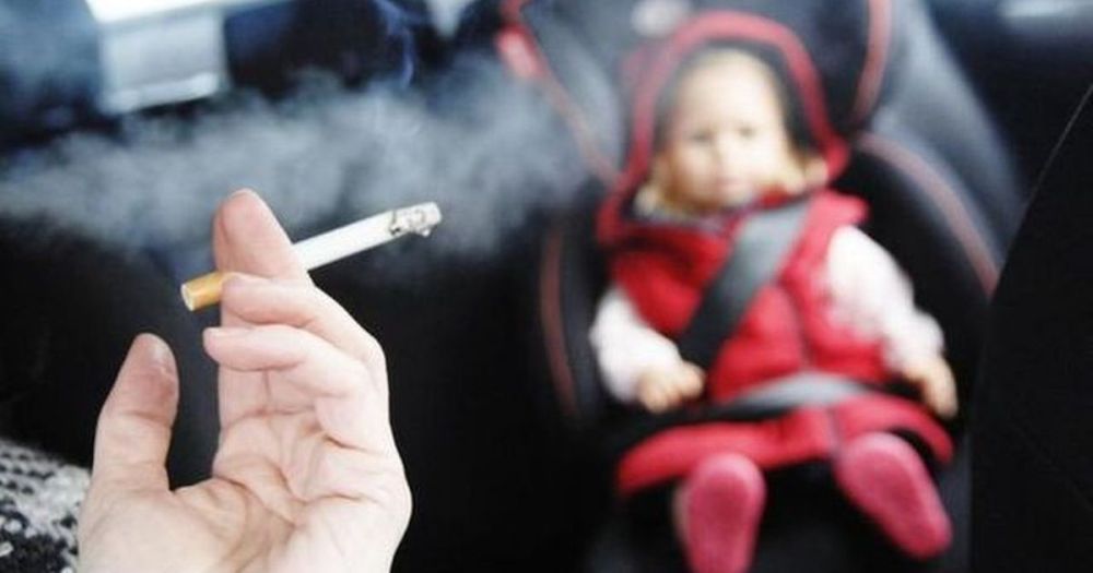0_Smoking-in-cars-with-children-is-illegal
